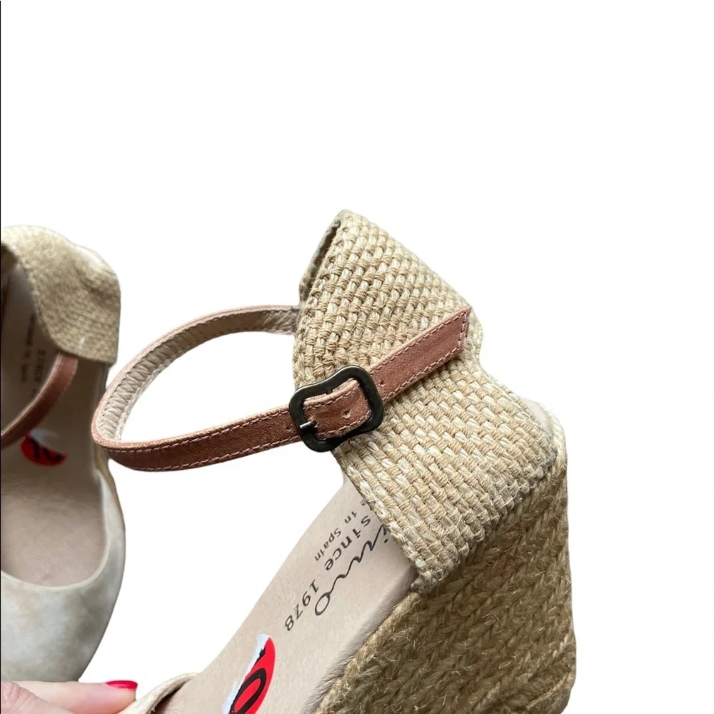 GAIMO Tan Wedge Espadrilles Sandals